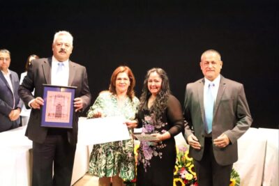 Imelda Luna Hernández, ganadora del premio al Mérito Artístico y Cultural Arturo Pérez Torres