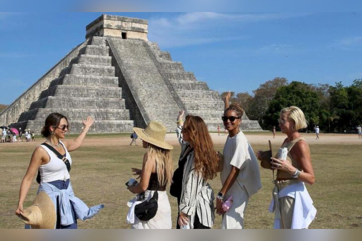 Muchas personas desean visitar la zona arqueológica ubicada en Yucatán, como la famosa actriz  de Hollywood Jessica Alba.
