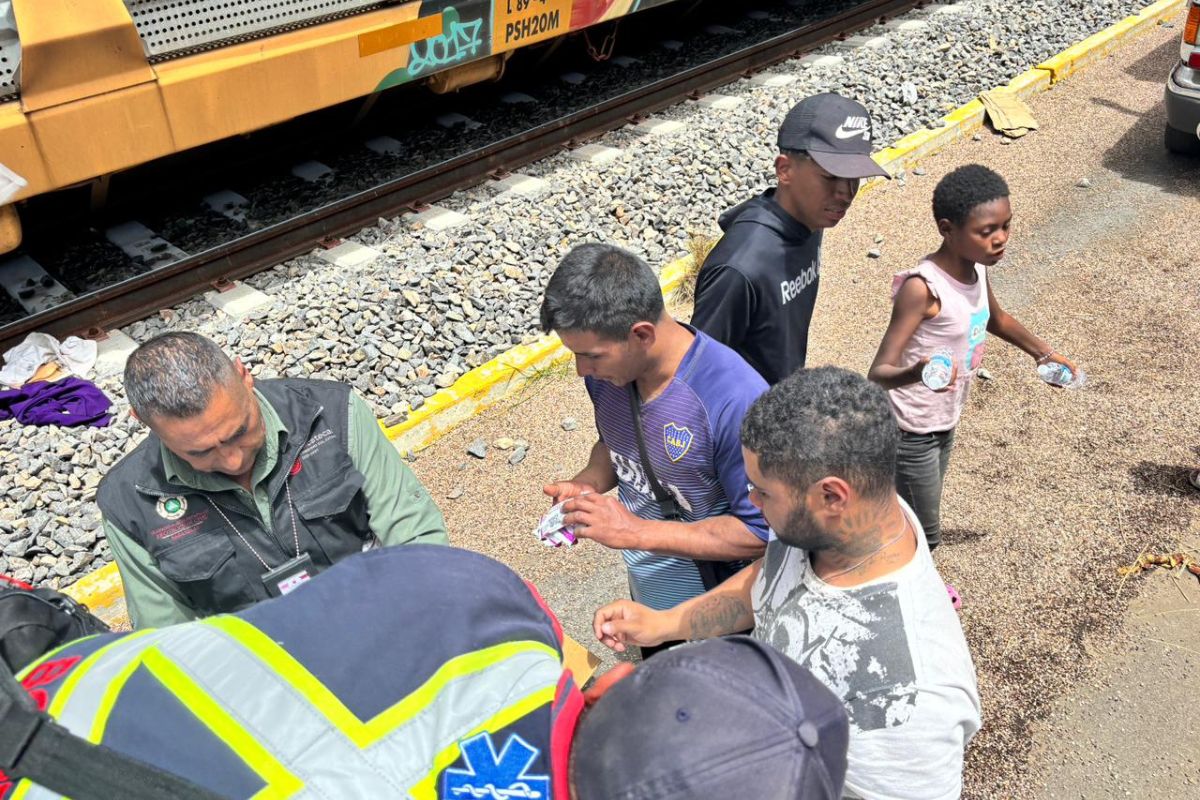 Brindan apoyo humanitario a alrededor de mil migrantes que se encuentran varados en el municipio de Calera de Víctor Rosales.