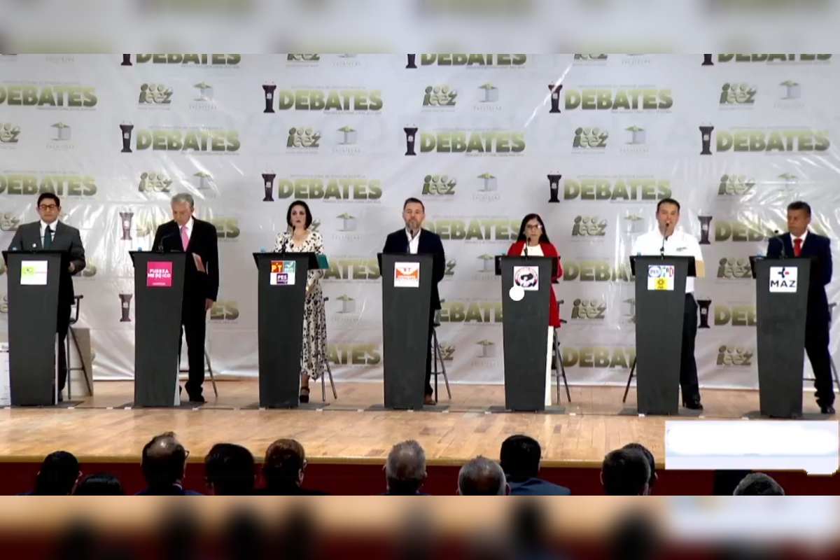 Los candidatos se encuentran en debate por la Presidencia del Municipio de Zacatecas. (IEEZ). | Foto: Cortesía.