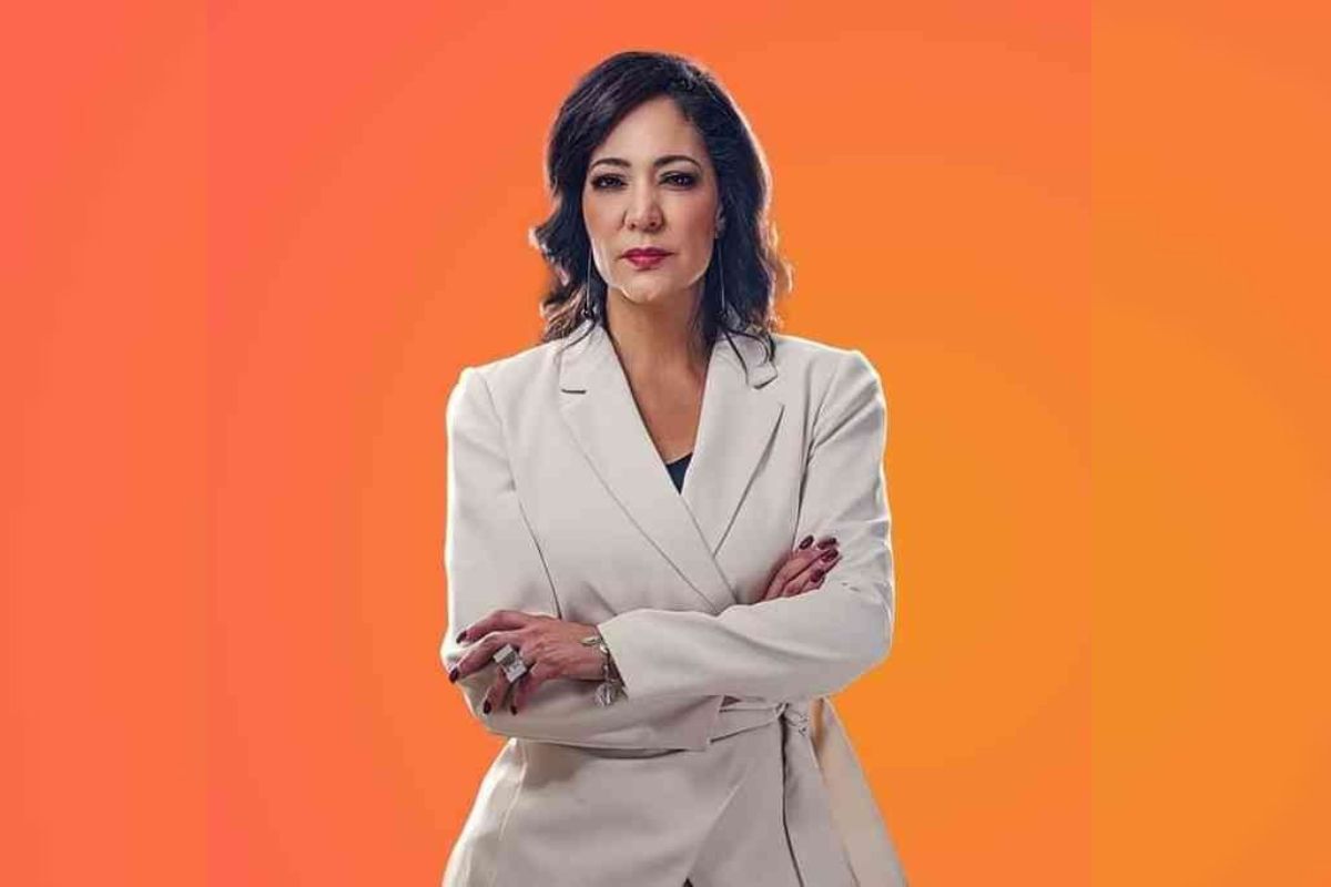 Carmen Salinas, secretaria de Educación