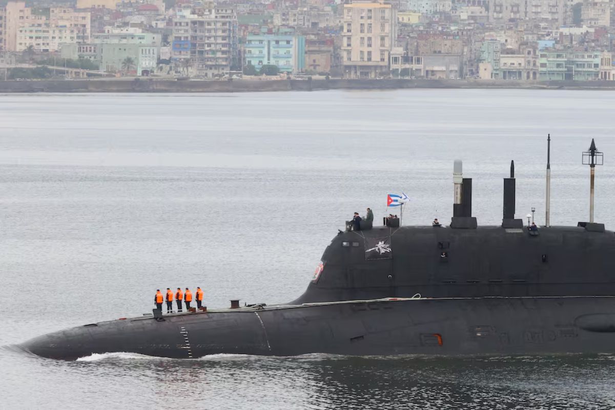 Tras la llegada del submarino nuclear ruso Kazan en territorio cubano; las fuerzas armadas del Kremlin comenzaron con la presencia de ejercicios militares.