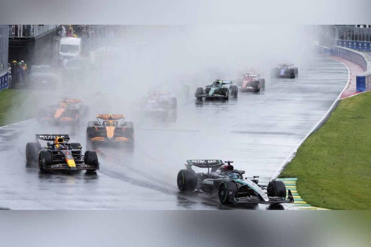 Al comenzar la pista estaba mojada tras la lluvia y los pilotos usarían neumáticos intermedios o full wet en el Gran Premio de Canadá 2024.