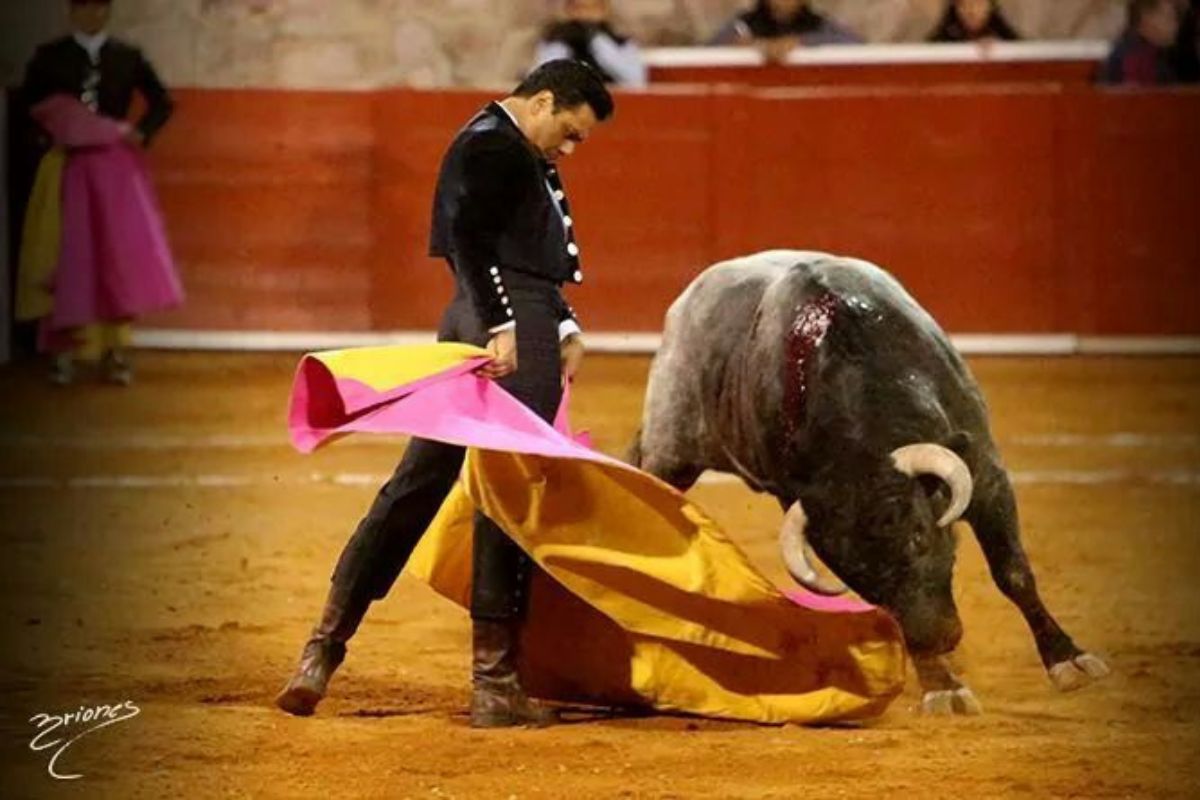 El novillero zacatecano en retiro Ricardo Carmona será el tercer espada en el cartel sabatino al lado de los matadores de toros José Mauricio y Fermín Rivera.