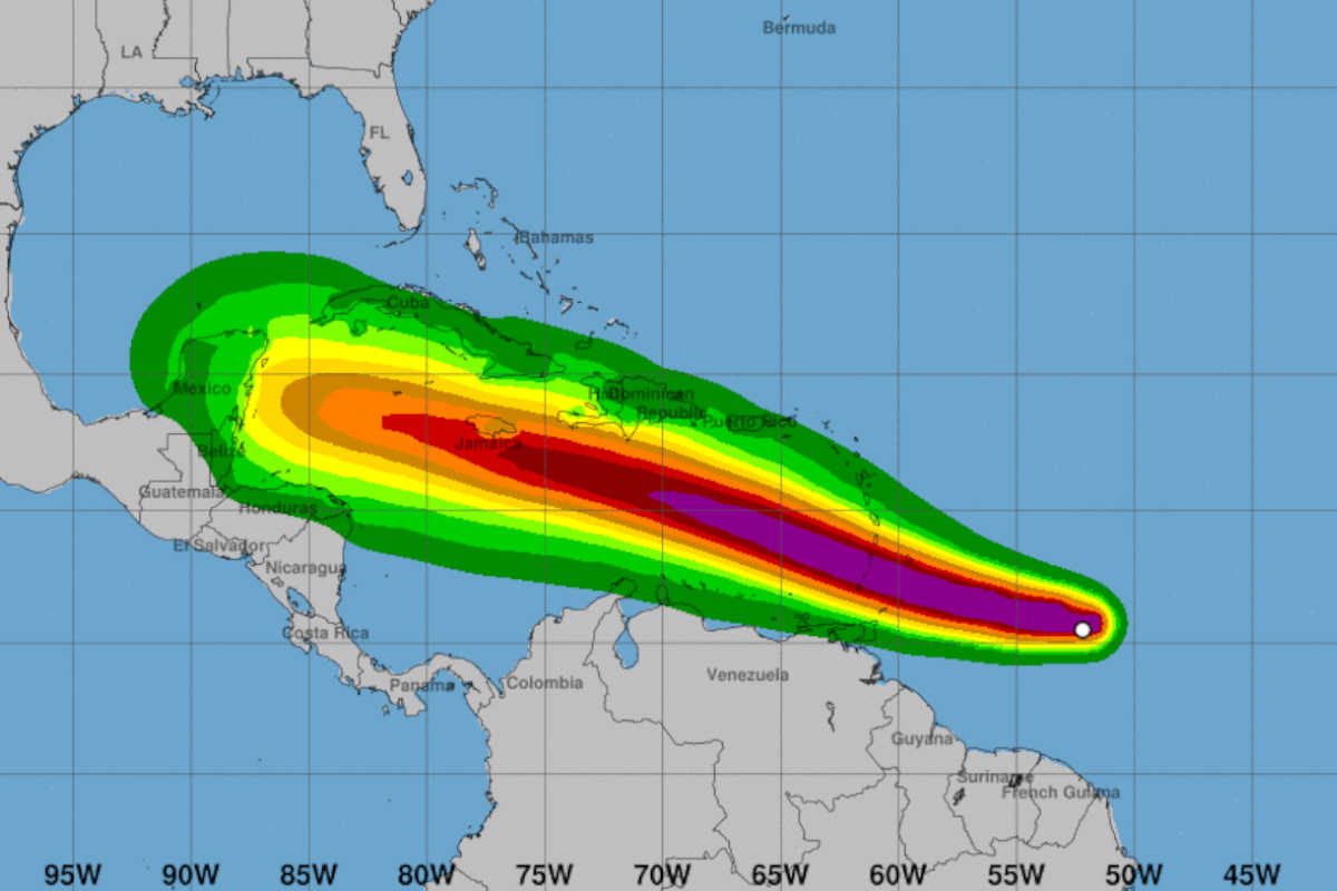 Huracán Beryl ya es categoría 4 Quintana Roo activa alerta azul